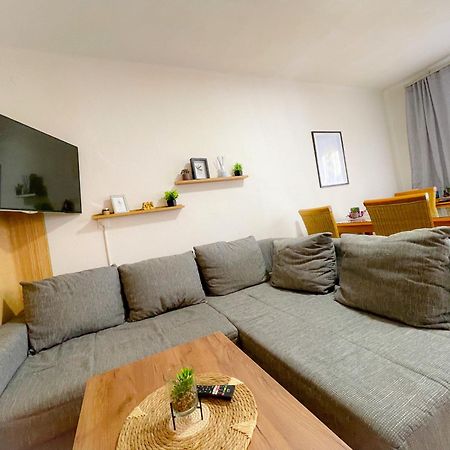 Moderne Ferienwohnung Felbbauer #50 Кнителфелд Екстериор снимка
