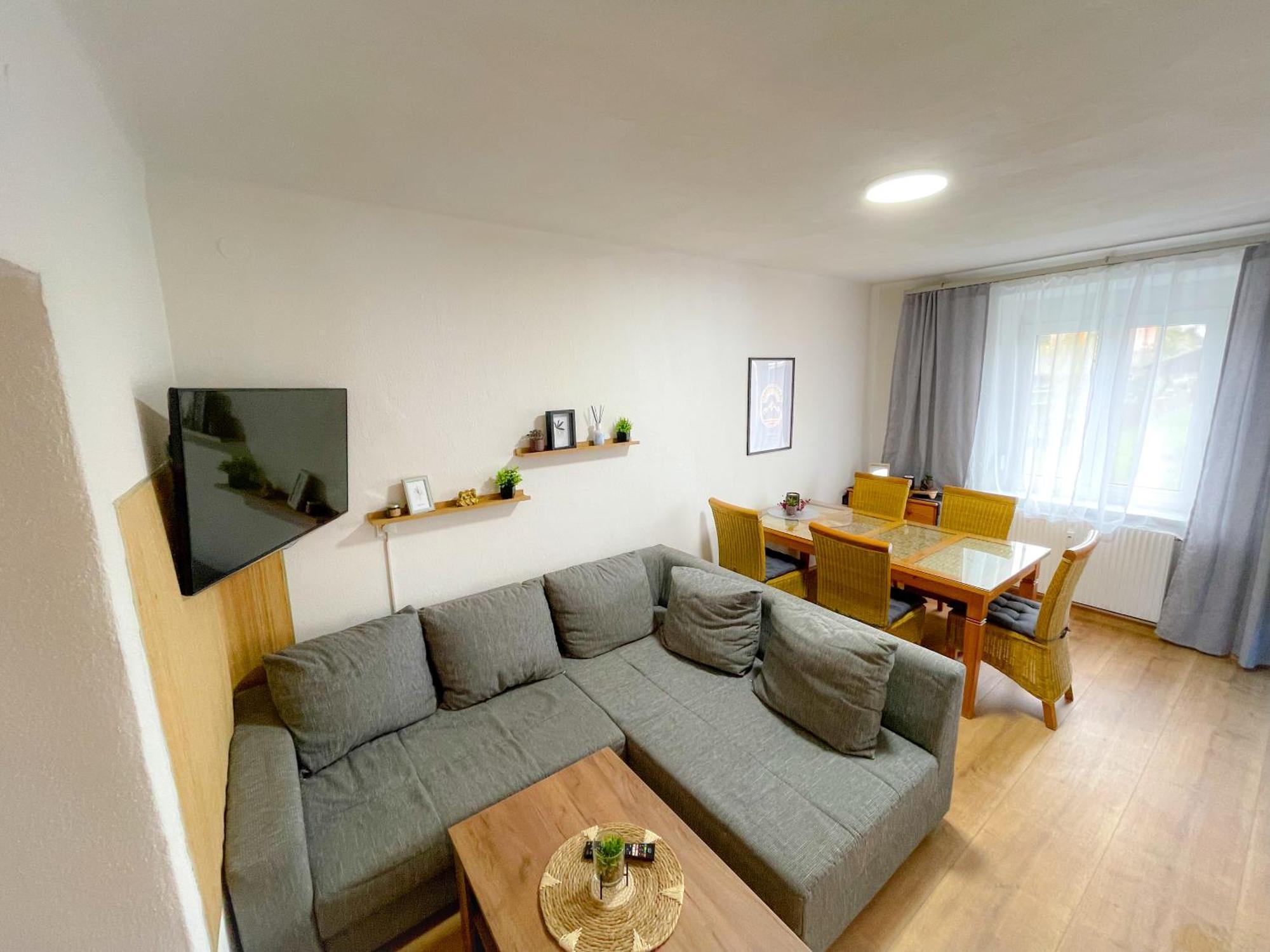 Moderne Ferienwohnung Felbbauer #50 Кнителфелд Екстериор снимка